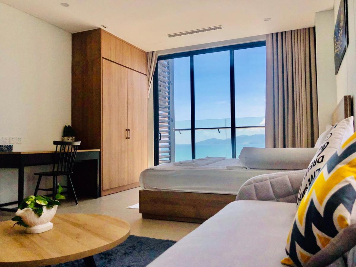 Appartement Scenia Bay Oceanfront By Housing à Nha Trang Extérieur photo