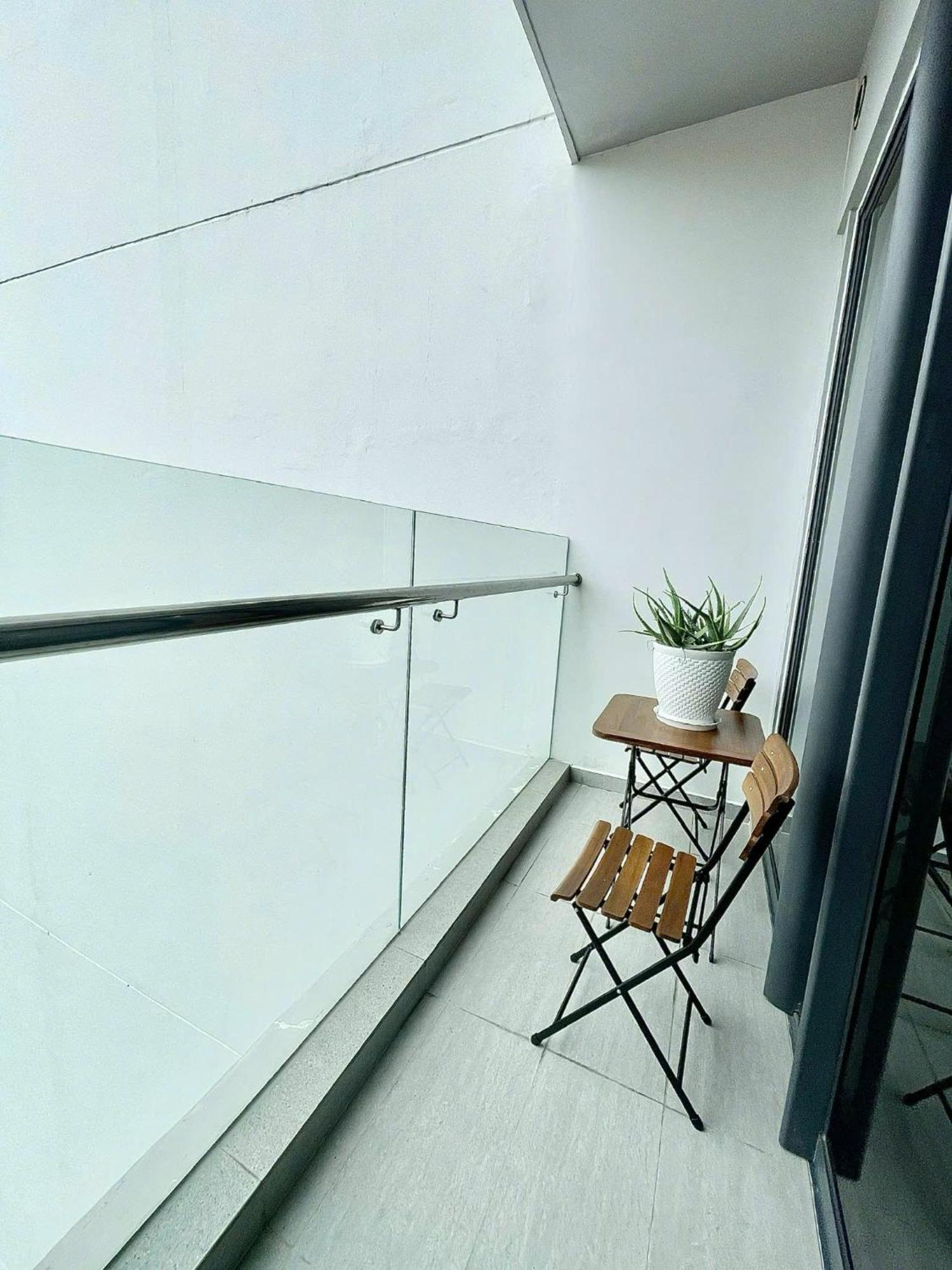 Appartement Scenia Bay Oceanfront By Housing à Nha Trang Extérieur photo
