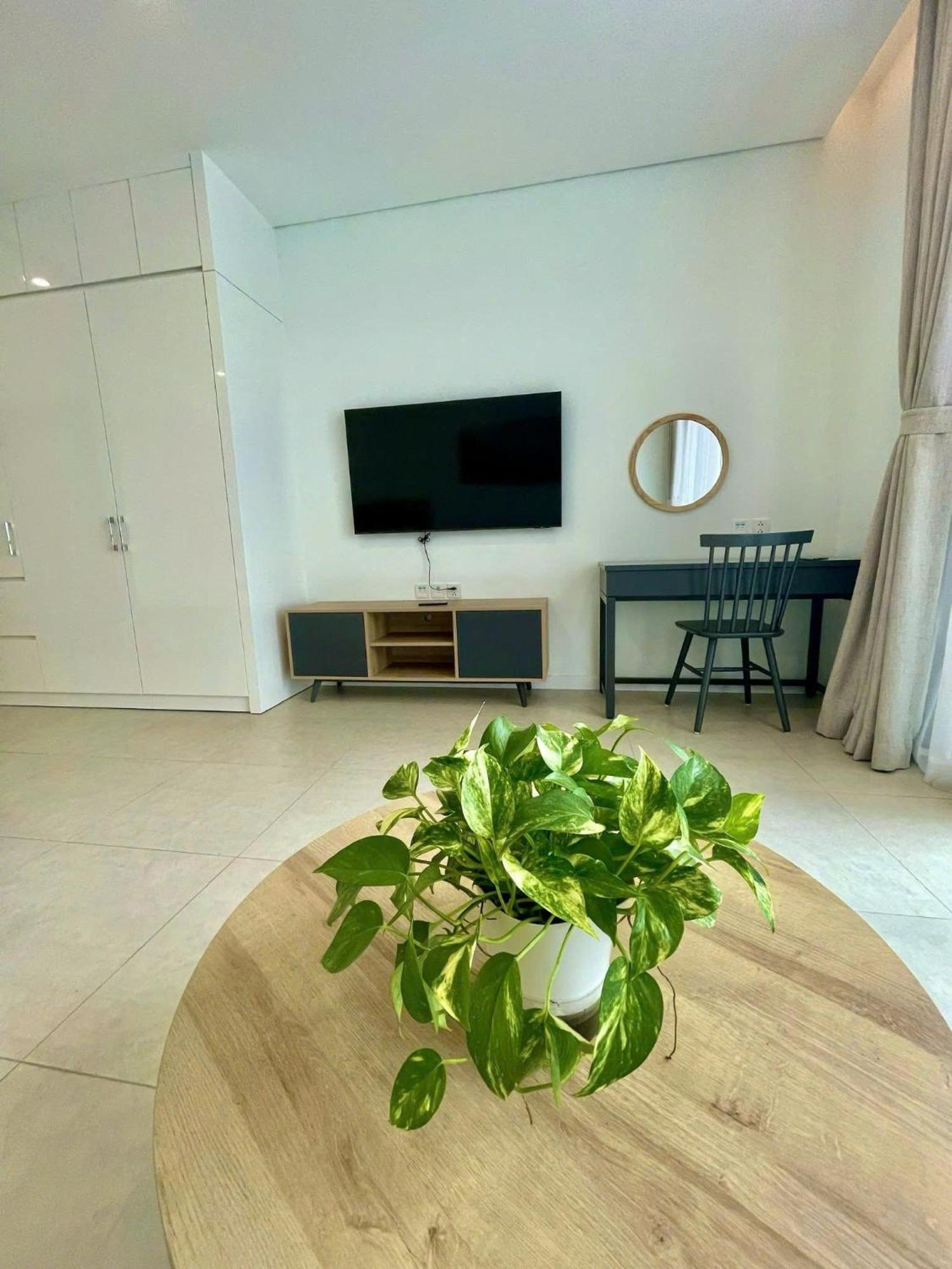 Appartement Scenia Bay Oceanfront By Housing à Nha Trang Extérieur photo