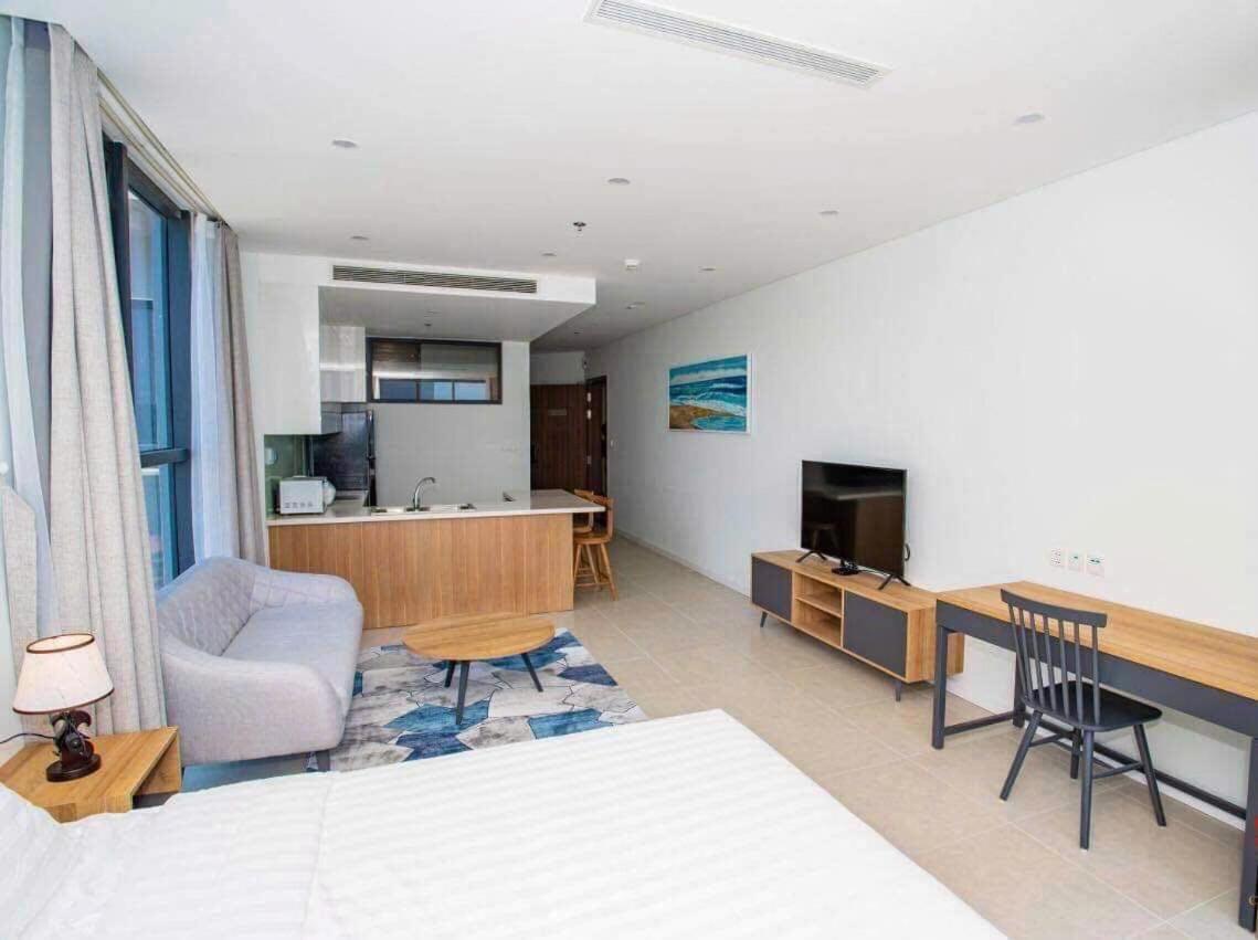 Appartement Scenia Bay Oceanfront By Housing à Nha Trang Extérieur photo