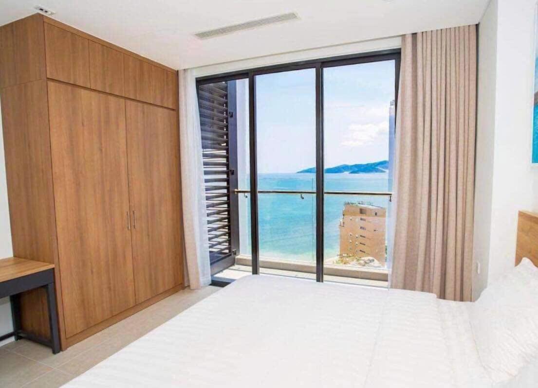 Appartement Scenia Bay Oceanfront By Housing à Nha Trang Extérieur photo