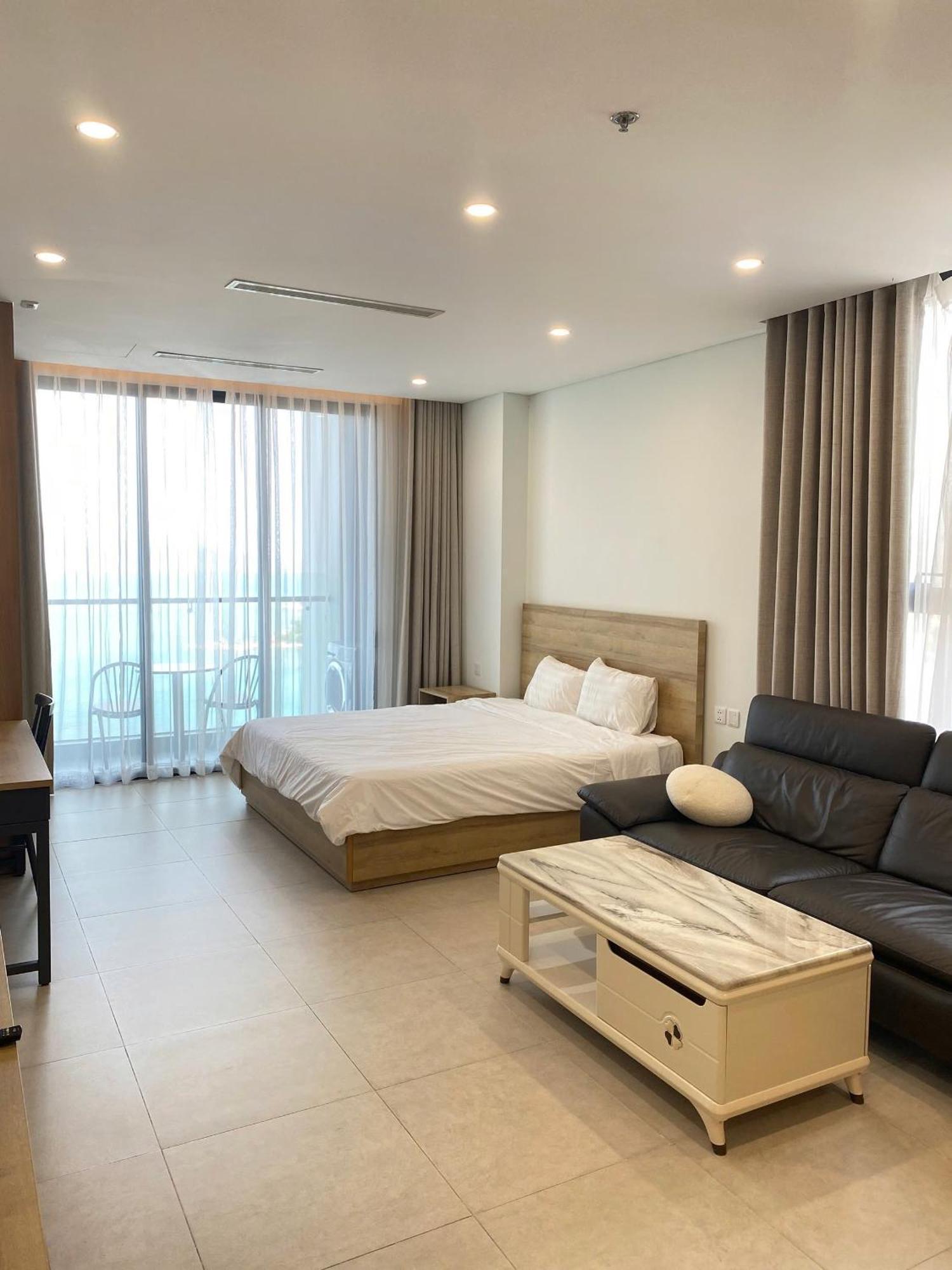 Appartement Scenia Bay Oceanfront By Housing à Nha Trang Extérieur photo